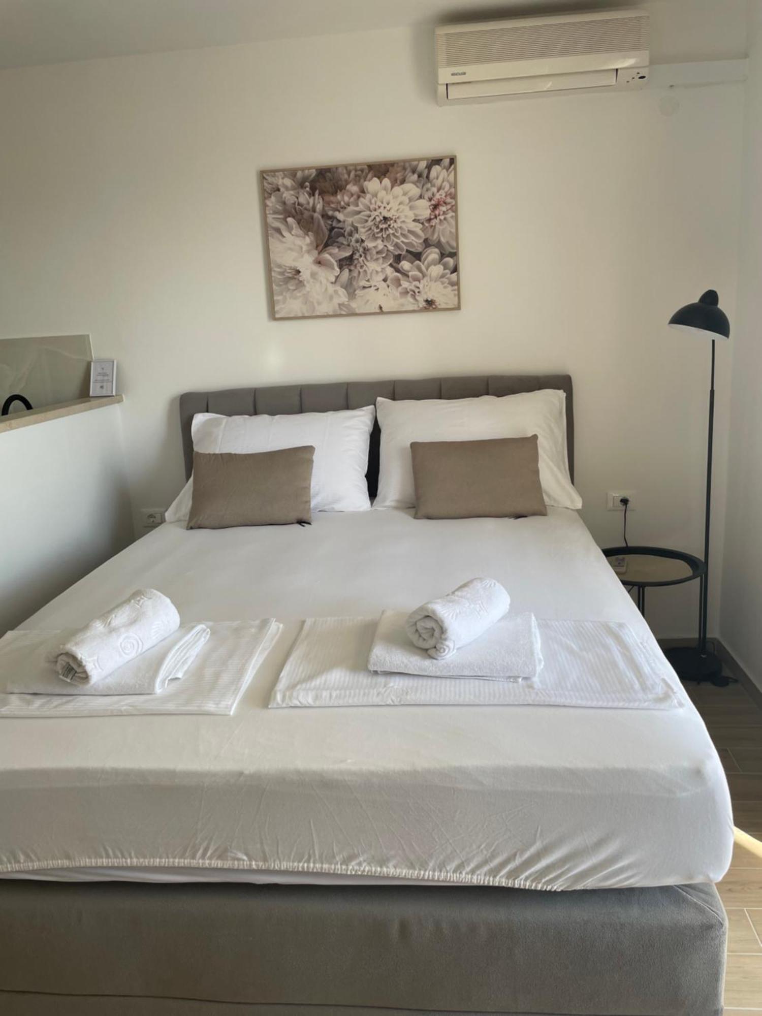 Apartmani Tomas ทูแชพี ภายนอก รูปภาพ