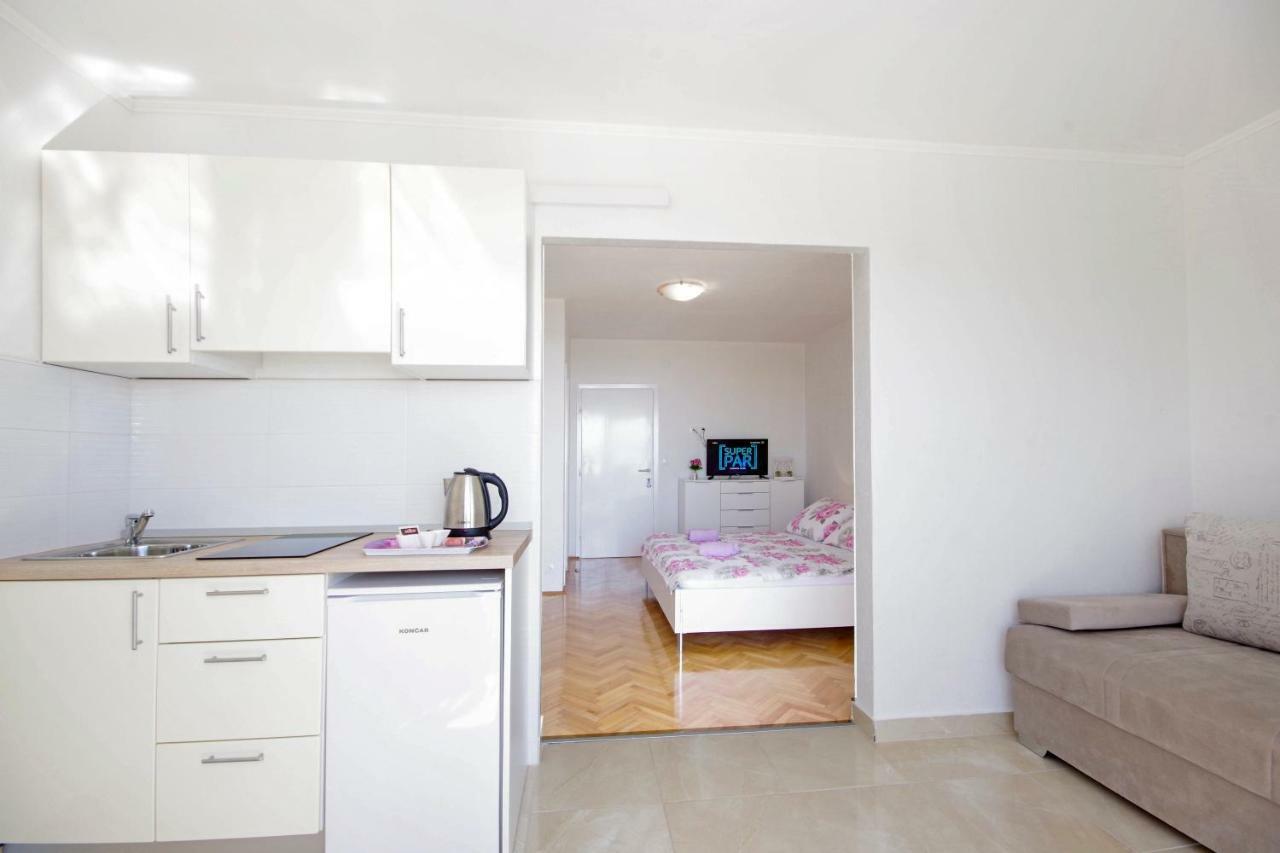 Apartmani Tomas ทูแชพี ภายนอก รูปภาพ