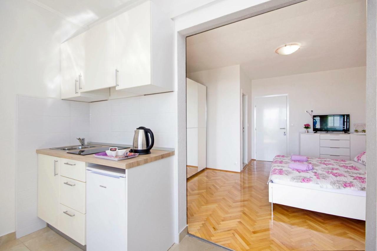 Apartmani Tomas ทูแชพี ภายนอก รูปภาพ