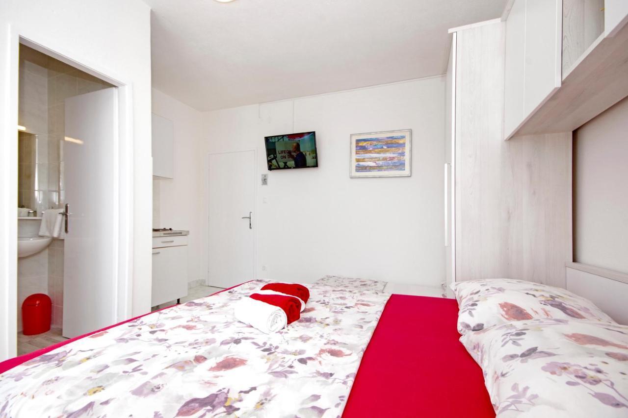 Apartmani Tomas ทูแชพี ภายนอก รูปภาพ